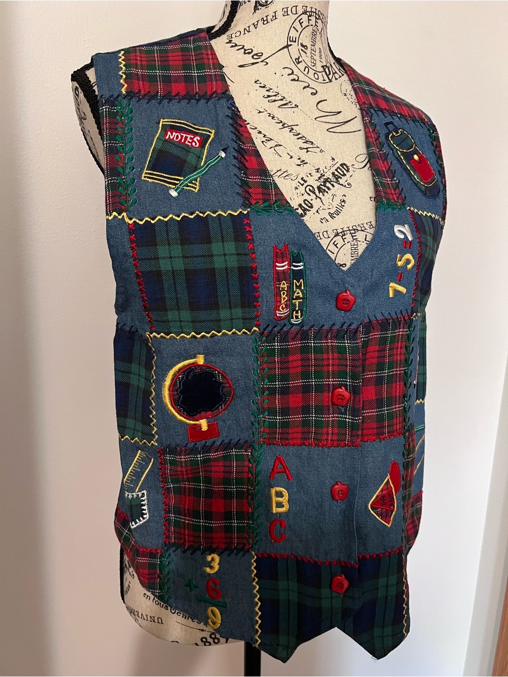 Vintage TanTrum Blues Plaid Embroidered Teacher Vest M Art 90s Novelty - Picture 3 of 12